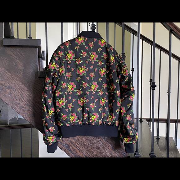 Gucci Floral Bouquets Nylon Bomber Jacket - Picture 2 of 2